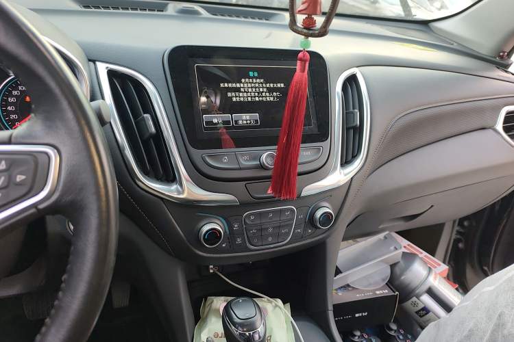 Used Chevrolet Equinox 2018 535T Automatic YuJie Edition