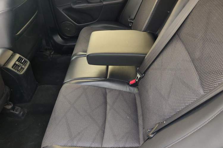 Used Honda Jade 2013 1.8L automatic Comfort version 5 seats Left Rear Seat