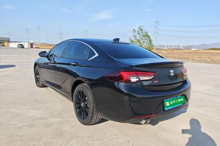 Used Buick Regal 2025 Model 28T Long-Range Enjoyment Edition Rear Left 45 Deg