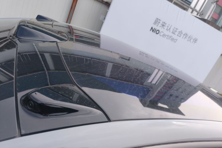 Used Nio ET5 2022 75 kWh Roof