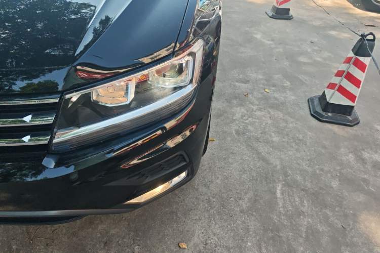 Used Volkswagen Tiguan L 2021 330TSI Automatic Two-Wheel Drive Comfort Edition