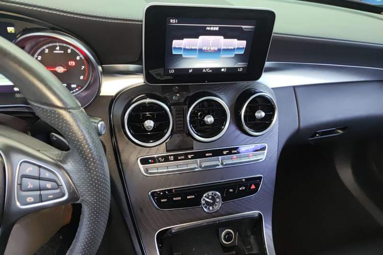 Used Mercedes-Benz C-Class 2017 Restyled C 180 L Fashion Edition Sport Version Audio And AC Panel