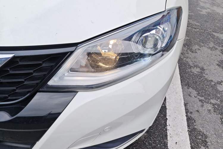 Used Nissan Tiida 2021 1.6L CVT Smart Drive Edition Left Front Headlight