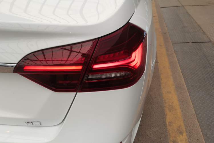 Used Geely Auto Emgrand 2021 UP 1.5L CVT Luxury Model Exterior 2