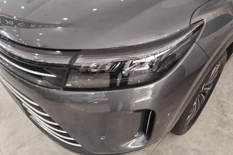 Used Hima AITO M7 2022 1.5T Rear-Drive Comfort Edition Left Front Headlight