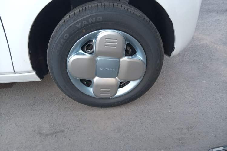 Used Geely Galaxy Panda 2024 Panda Mini 200km Endurance Bear
