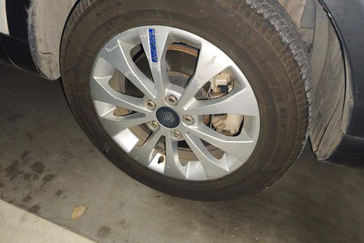 Used Haval H2s 2017 Blue Label 1.5T Manual Comfort Edition Right Front Wheel Hub