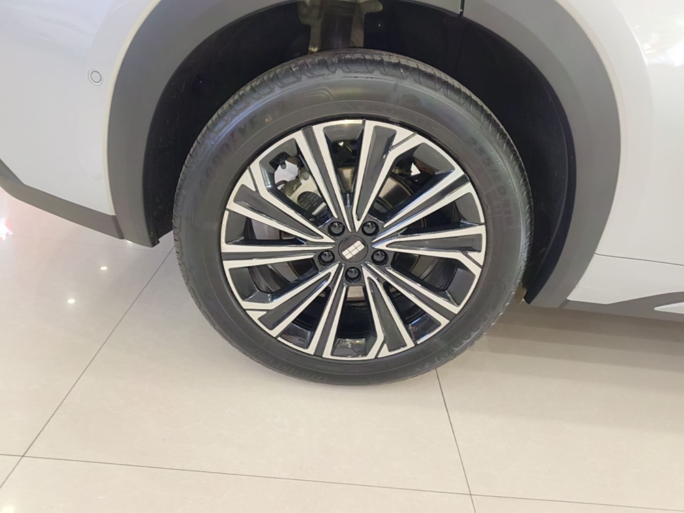 Geely Galaxy Xingjian 7 EM-i 2026 Model 135km Starship Version — снимка 11