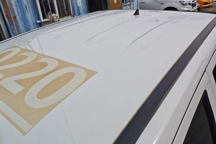 Used JAC Group T6 2022 2.0T Diesel Two-Wheel Drive Engineering Version with Long Wheelbase Roof