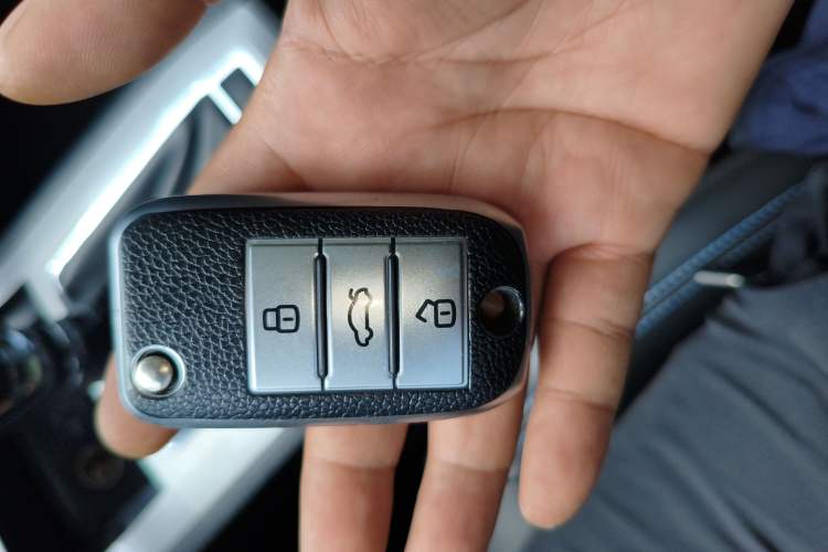 Used Roewe RX5 2020 20T Automatic 4G Connected Million Edition
