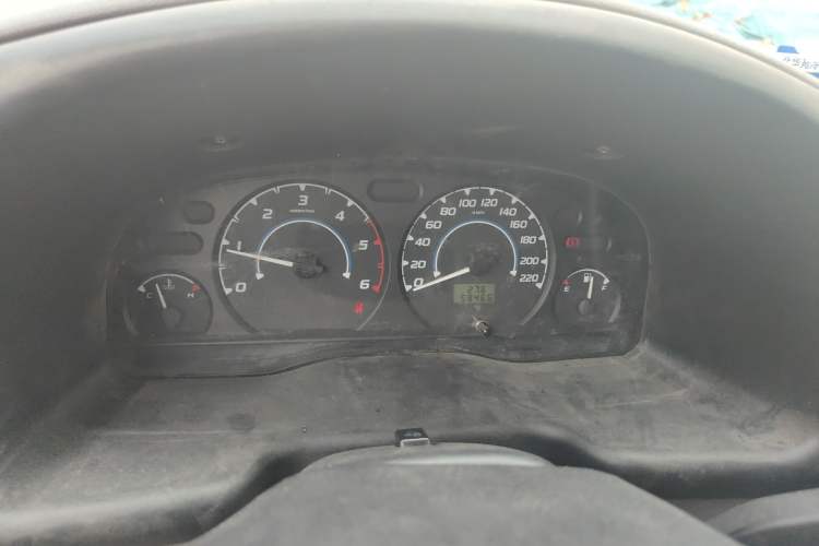 Used JMC Transit 2019 2.8T Commercial Version Long Wheelbase Mid-Roof 6-Seater Rear Single Tire China VI Emission Standard – JX493 Instrument Cluster