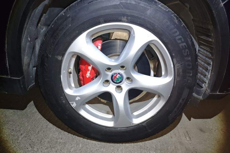 Used Alfa Romeo Stelvio 2017 2.0T 200HP Elite Edition
