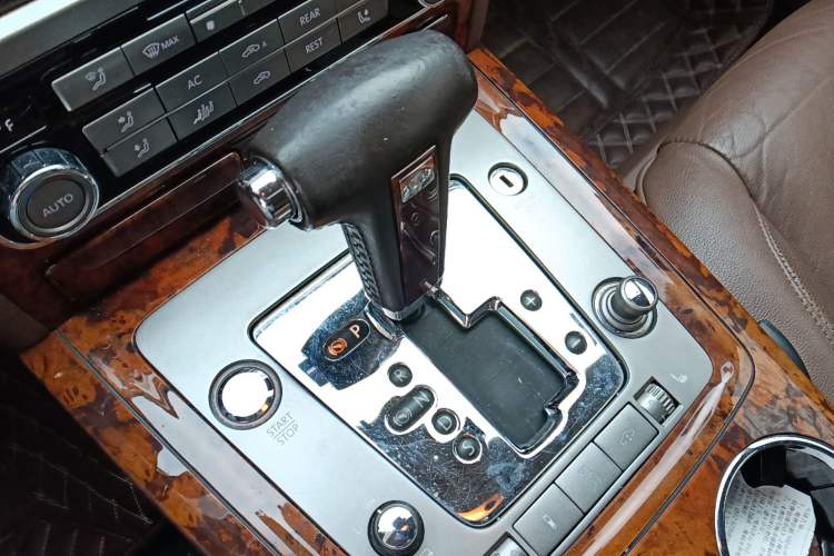 Used Volkswagen Phaeton 2012 3.0L Business Edition
