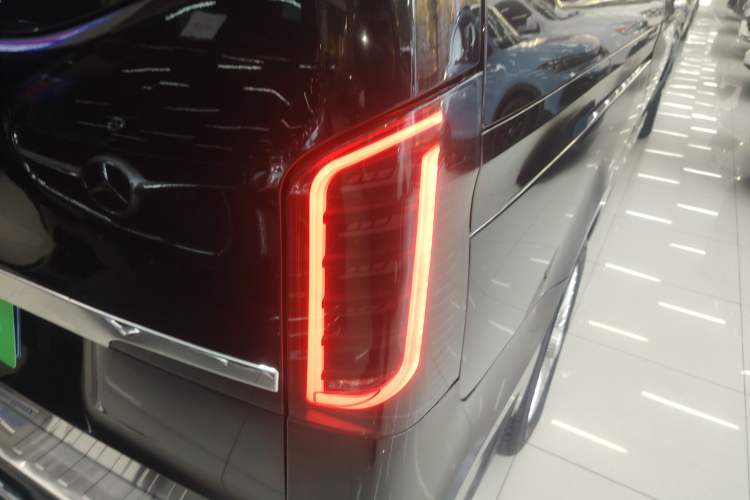 Used Mercedes-Benz Vito 2021 2.0T Business Version 7 Seats
