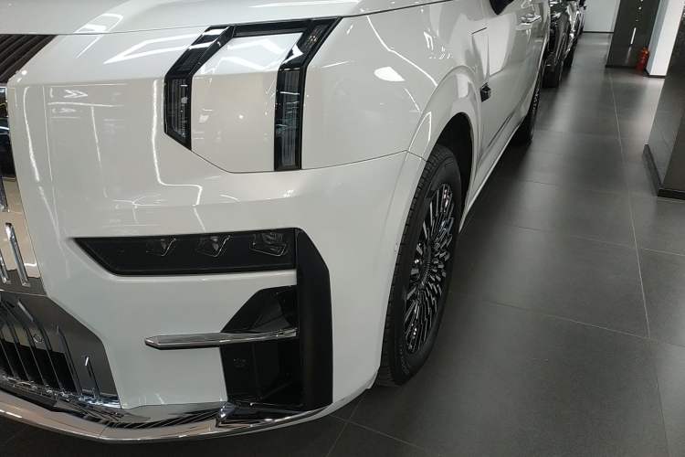 Used Zeekr 009 2024 Six-Seat Executive Version 4WD 108 kWh