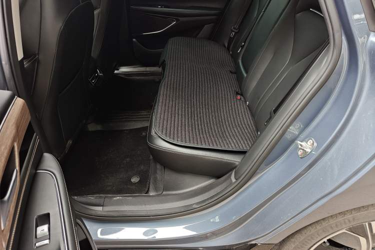 Used XPeng P5 2021 550G Left Rear Seat