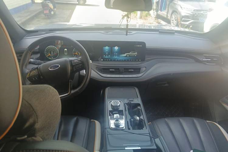 Used Ford Equator 2023 EcoBoost 225 Obsidian Orange Edition Prestige 7-Seater (2/2/3)
