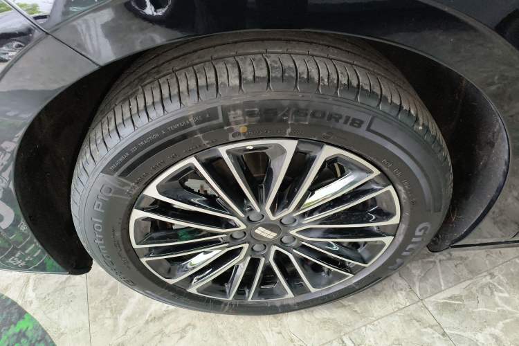 Used Geely Galaxy 8 2025 130km EM-i Prestige Edition Left Front Wheel Hub