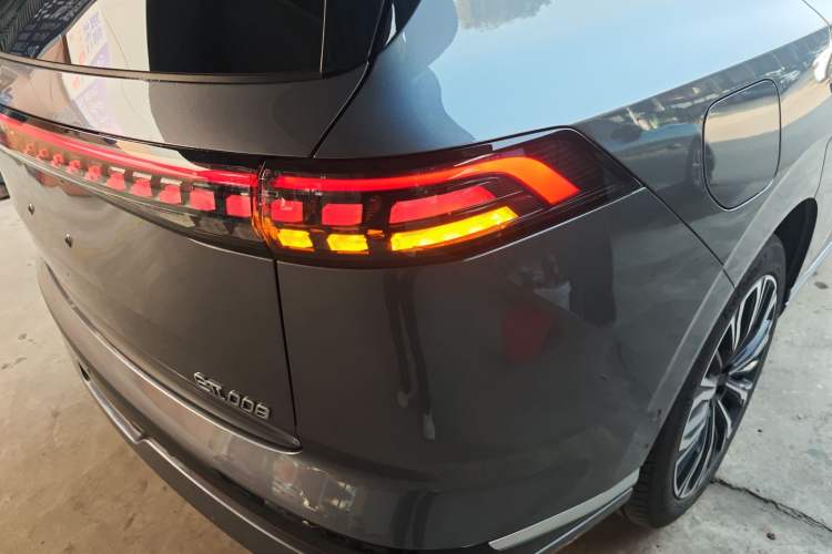 Used Dongfeng eπ eπ008 2026 Model Six-Seat Pure-Electric Family Edition