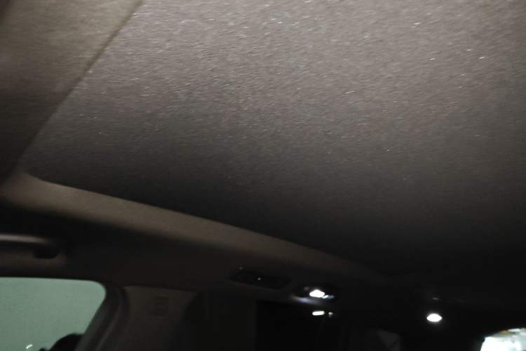 Used Cadillac XT6 2022 2.0T Six-Seater Four-Wheel-Drive Luxury Standard Edition
