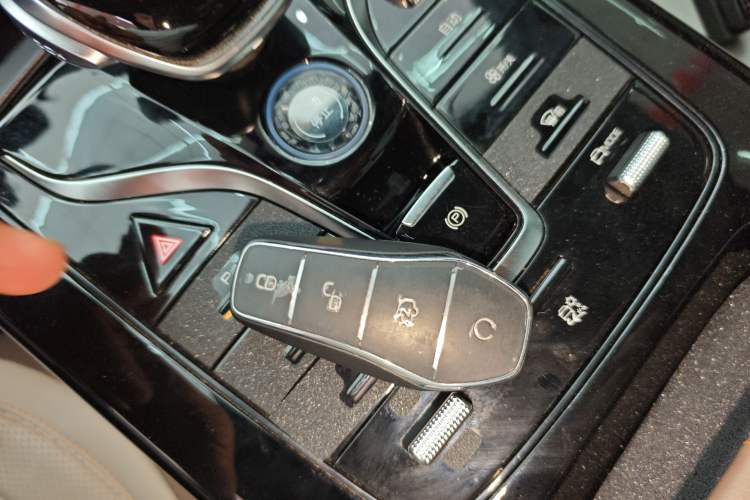 Used BYD Qin PLUS 2024 HONOR Edition DM-i 55KM Leading Model