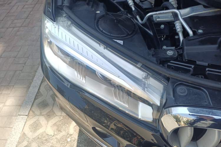 Used BMW X5 2017 xDrive28i Right Front Headlight