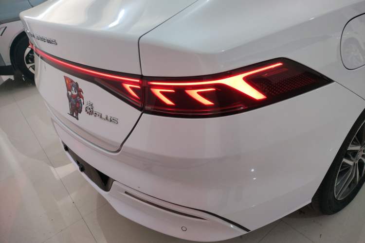 Used BYD Qin PLUS 2023 Champion Edition EV 420KM Leading Model