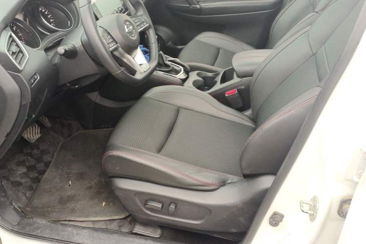 Used Nissan Qashqai 2019 2.0L CVT Luxury Edition Left Front Seat