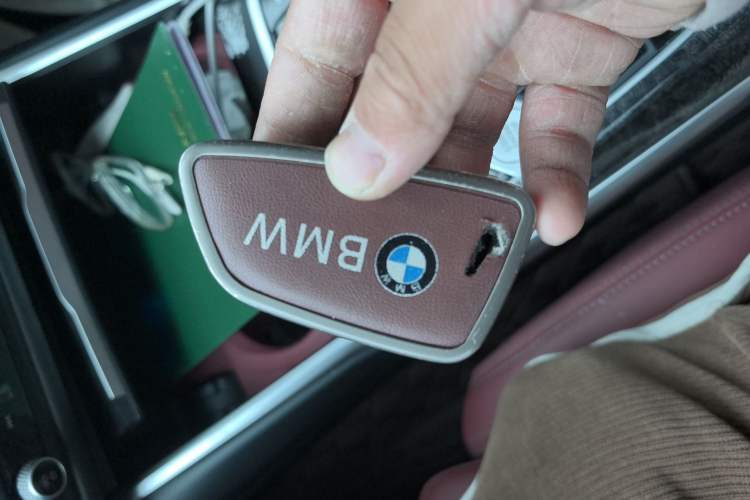 Used BMW 3 Series 2024 325i M Sport Package Vehicle Key