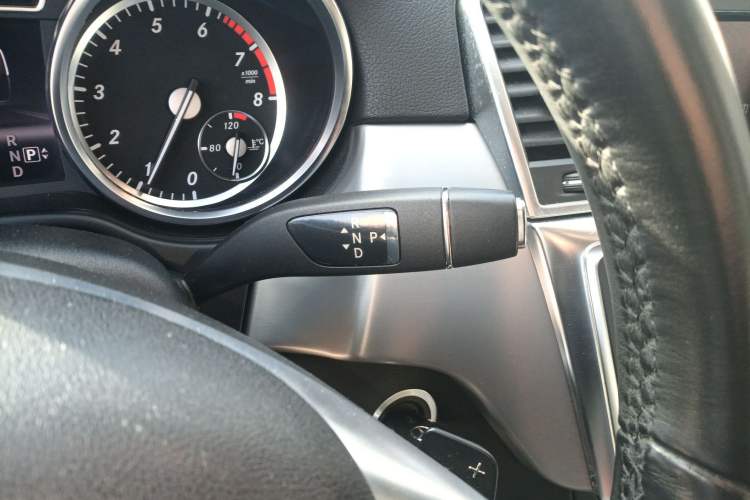 Used Mercedes-Benz M-Class 2012 ML 300