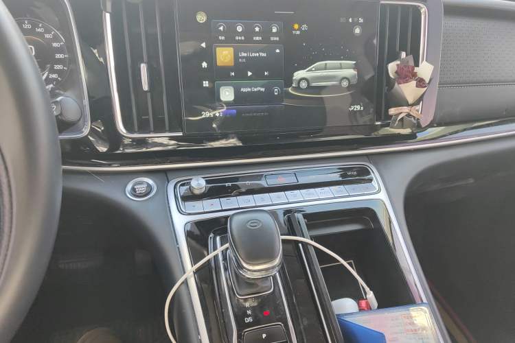 Used GAC Trumpchi M8 2023 Lingxiu Series 390T Prestige Edition Audio And AC Panel