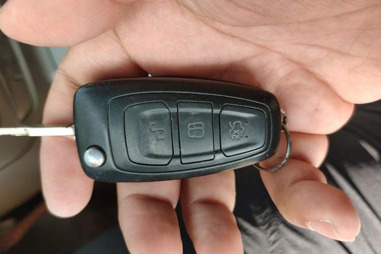 Used Ford Focus 2012 Sedan 1.6L Manual Comfort Model Vehicle Key