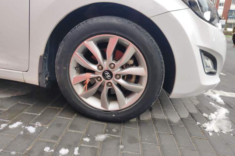 Used Hyundai Elantra (5th Generation / Langdong) 2015 1.6L Manual Leading Model