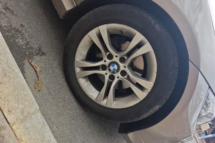 Used BMW 3 Series 2011 318i Leading Model
