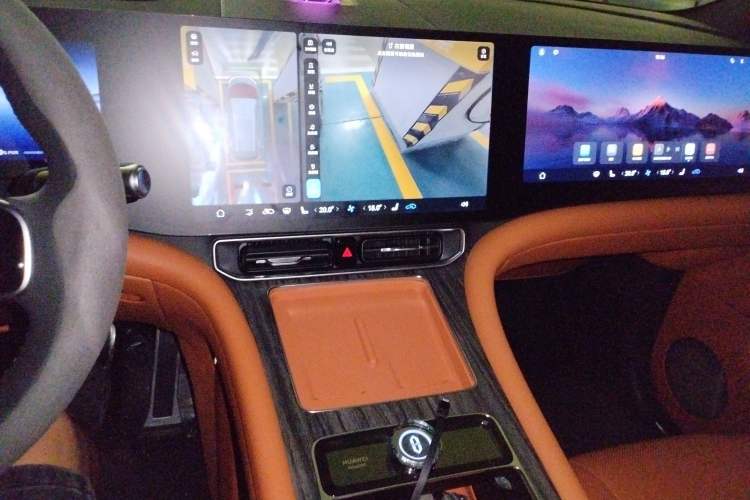 Used Hima AITO M9 2024 Range-Extended Ultra Version 42 kWh 6-Seater Model
