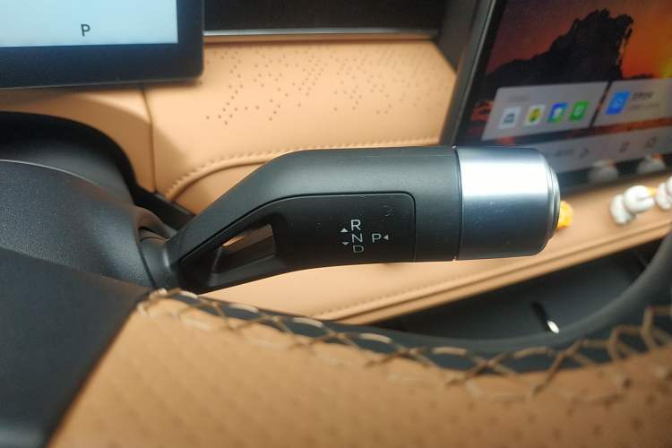 Used Geely Galaxy 8 2025 130km EM-P Starship Edition Gear Lever