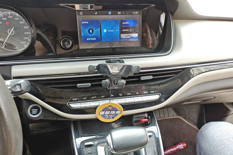 Used GAC Trumpchi M6 2019 270T Automatic Luxury Edition (7-seater) China V Standard Audio And AC Panel