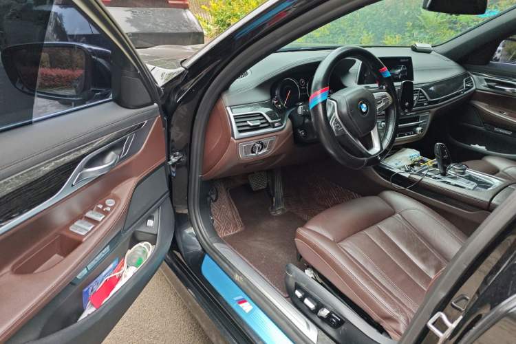 Used BMW 7 Series 2018 730Li Leading Model M Sport Package Driver Seat