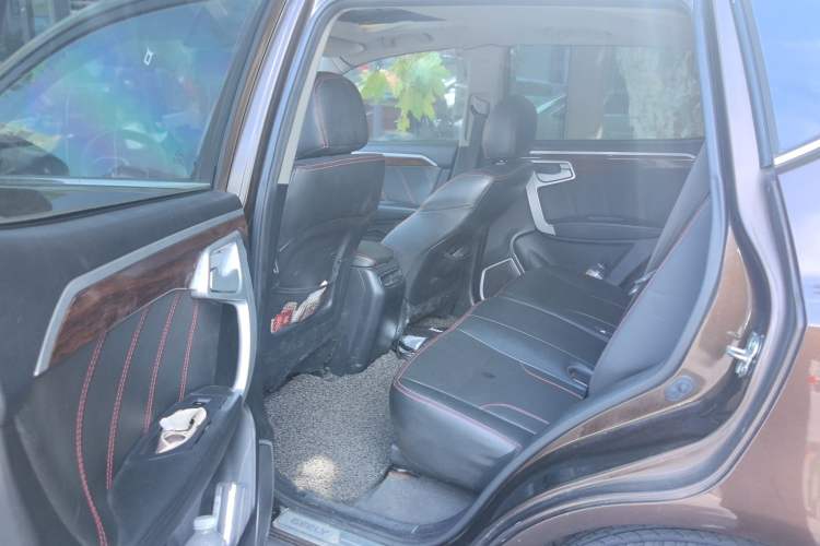 Used Geely Auto GX7 2014 2.0L Automatic Prestige Edition Left Rear Seat
