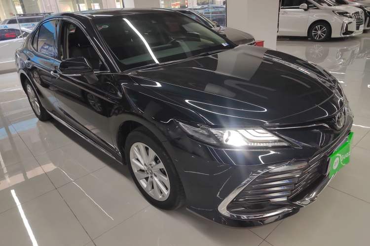 Used Toyota Camry 2023 2.0G Luxury Edition Exterior 2