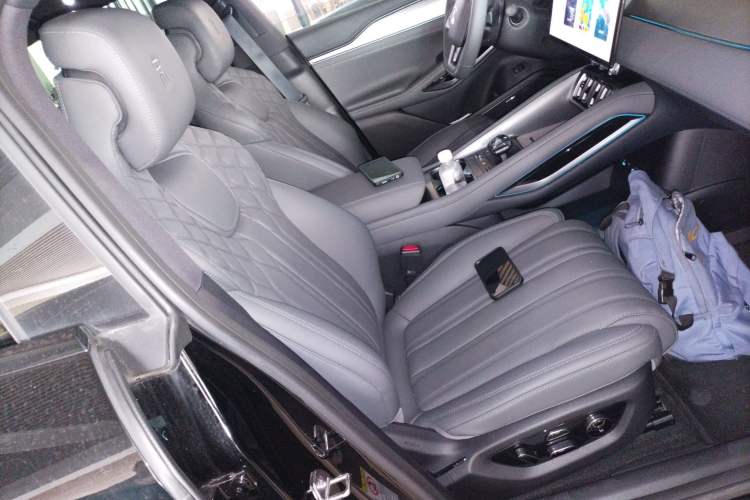 Used BYD Song L EV 2025 Intelligent Driving Version 662 km LiDAR Excellence Edition Right Front Seat