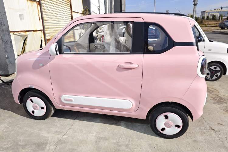 Used Bestune Pony 2026 222km Colorful Horse
