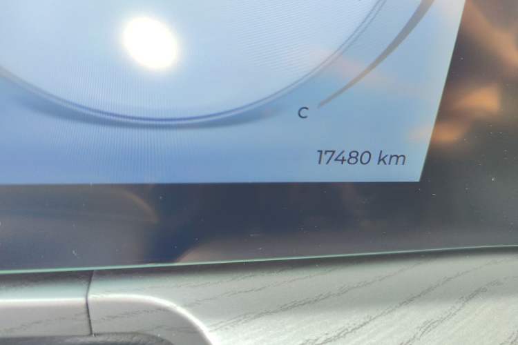 Used Chery Arrizo 8 2023 High-Performance Edition 2.0T DCT Powerfully Equipped Odometer Close Up