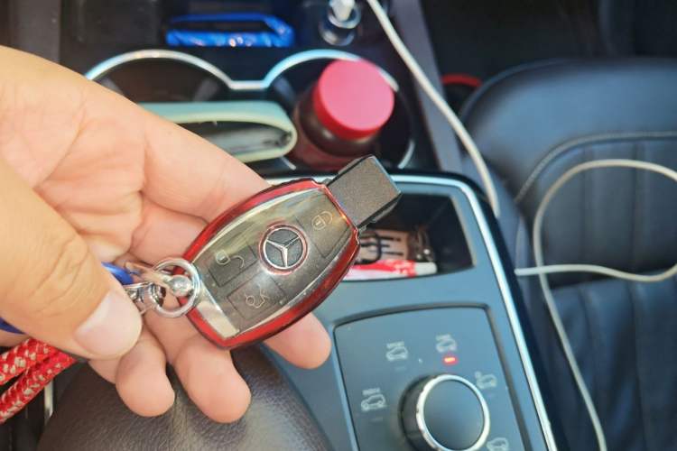 Used Mercedes-Benz GLE 2017 GLE 320 4MATIC Luxury Model
