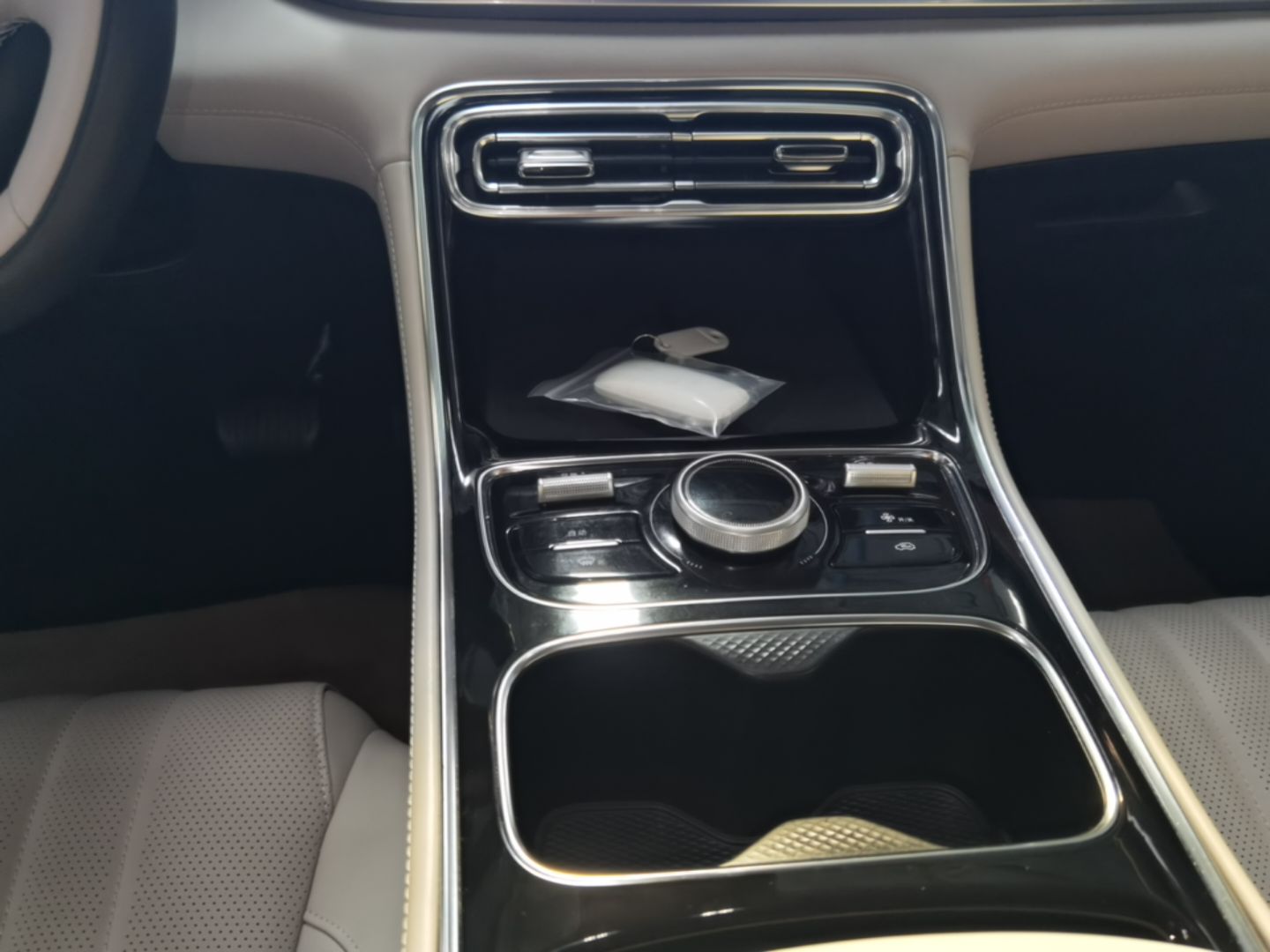 Geely Galaxy Stellar 6 2026 Model 125km Exploration+ Edition — снимка 16