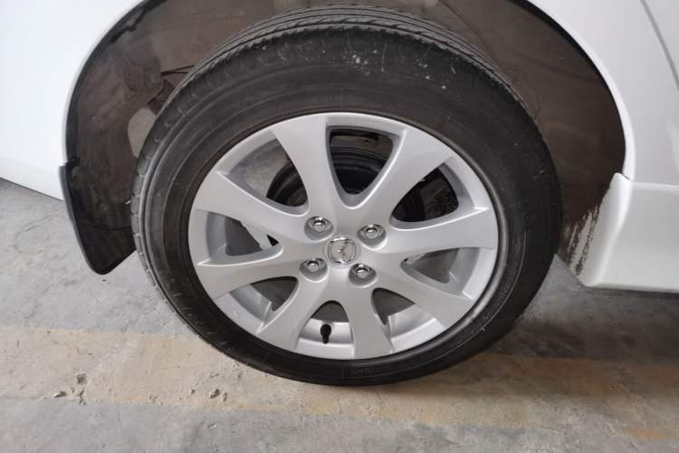 Used Mazda Mazda 2 2012 Sedan XuanDong 1.5L Manual Fashion Edition
