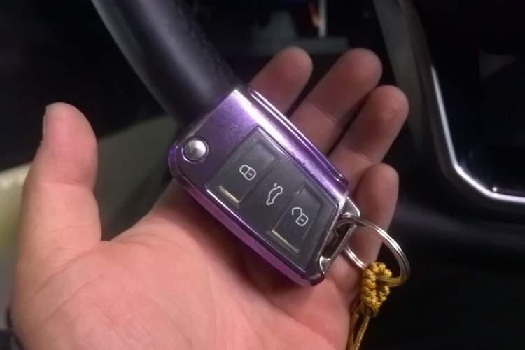 Used Volkswagen Sagitar 2023 300TSI DSG Excellence Edition Vehicle Key