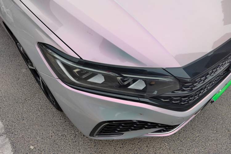 Used Volkswagen Passat 2023 Restyled 330TSI Starry Luxury Edition