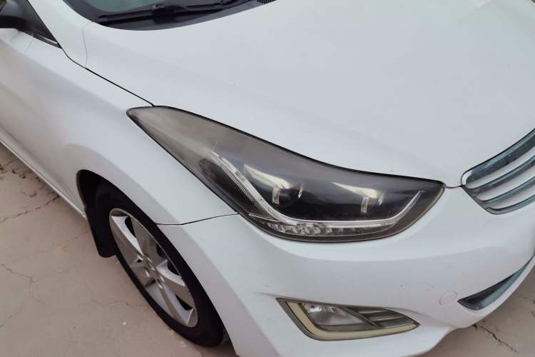 Used Hyundai Elantra (5th Generation / Langdong) 2012 1.6L Automatic Prestige Model Right Front Headlight