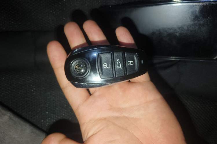 Used Volkswagen Touareg 2016 3.0 TSI Standard Version Vehicle Key